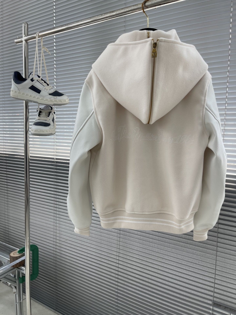 l0vis Vvtt0n outwear